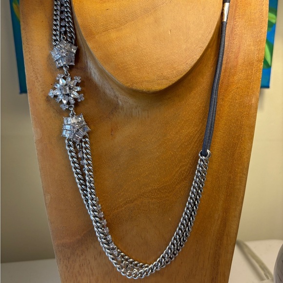 Silver Chain Headband or Necklace with Crystal Accents Chloe + Isabel - Picture 3 of 6